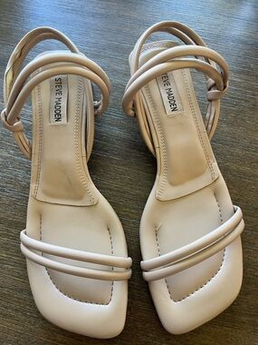 Steve Madden Beige Strappy Square-Toe Sandals